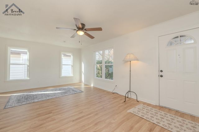 3213 HOLLYWOOD AVENUE, Wichita Falls, TX 76309