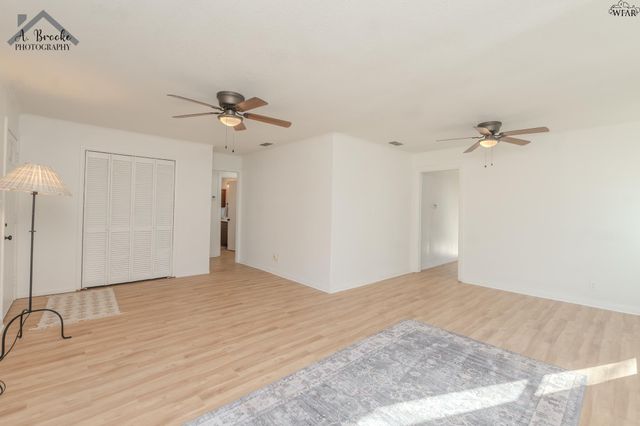 3213 HOLLYWOOD AVENUE, Wichita Falls, TX 76309