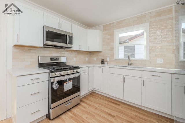 3213 HOLLYWOOD AVENUE, Wichita Falls, TX 76309