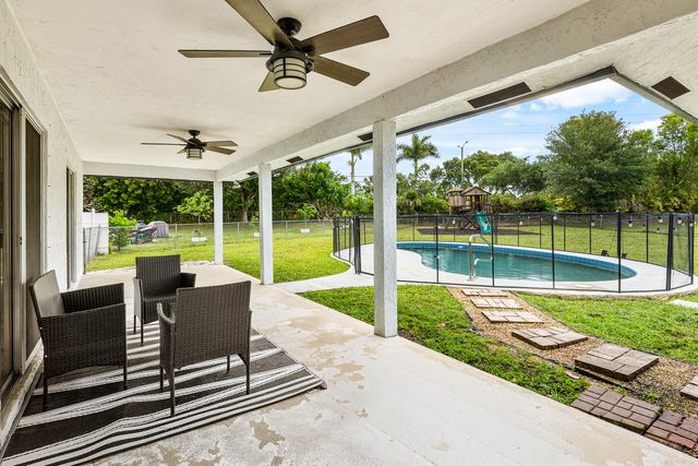 206 Parkwood Drive S, Royal Palm Beach, FL 33411