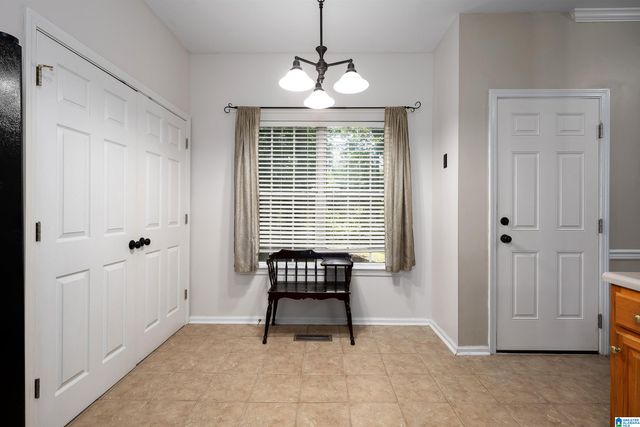 307 HUNTER HILLS CIRCLE, Chelsea, AL 35043