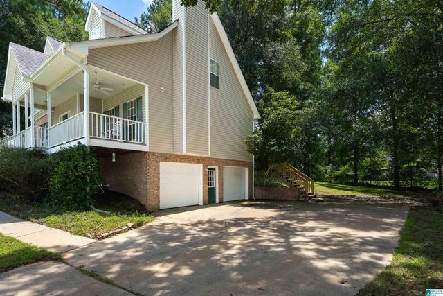 307 HUNTER HILLS CIRCLE, Chelsea, AL 35043
