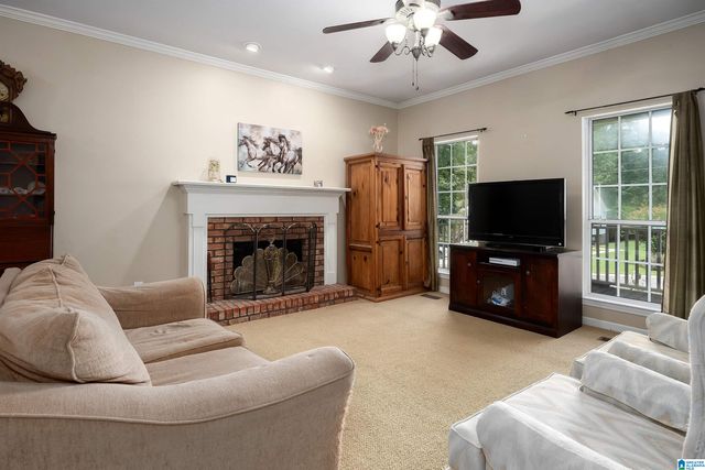 307 HUNTER HILLS CIRCLE, Chelsea, AL 35043