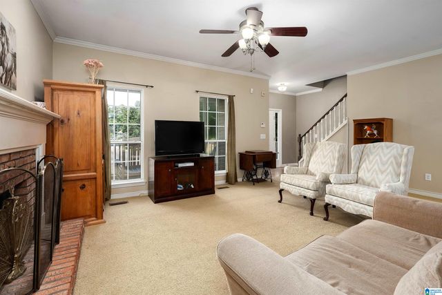 307 HUNTER HILLS CIRCLE, Chelsea, AL 35043