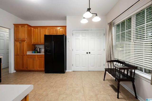 307 HUNTER HILLS CIRCLE, Chelsea, AL 35043