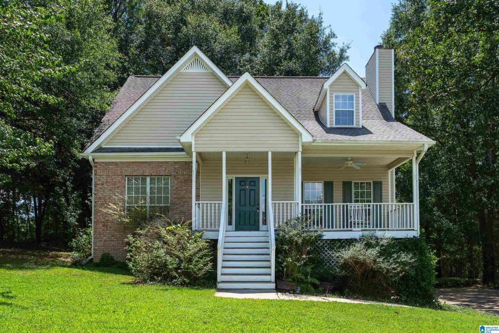 307 HUNTER HILLS CIRCLE, Chelsea, AL 35043