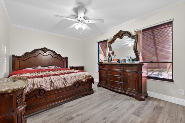 505 Sandtree Drive, Palm Beach Gardens, FL 33403