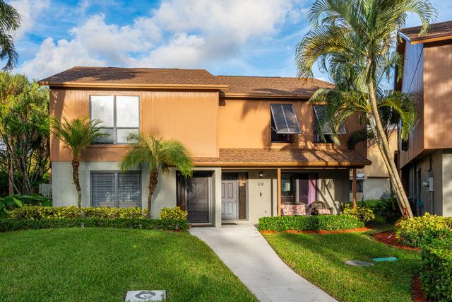 505 Sandtree Drive, Palm Beach Gardens, FL 33403