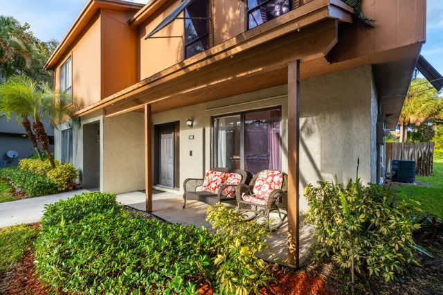 505 Sandtree Drive, Palm Beach Gardens, FL 33403