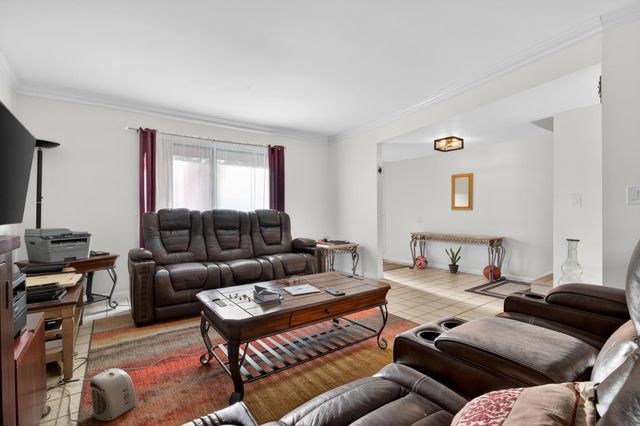 505 Sandtree Drive, Palm Beach Gardens, FL 33403