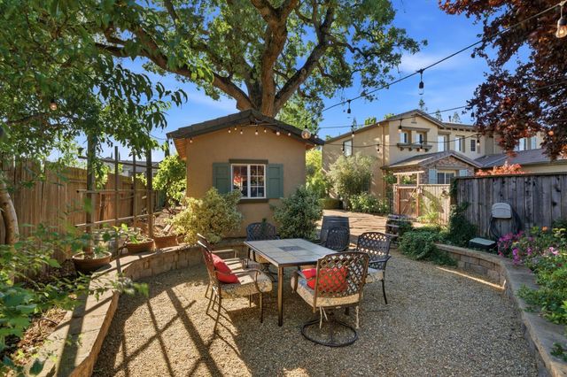 9200 Louis, Elk Grove, CA 95624