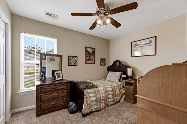 2902 Silver Leaf Circle, Loris, SC 29569