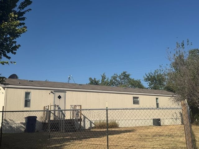 1002 E Business 380 9, Decatur, TX 76234