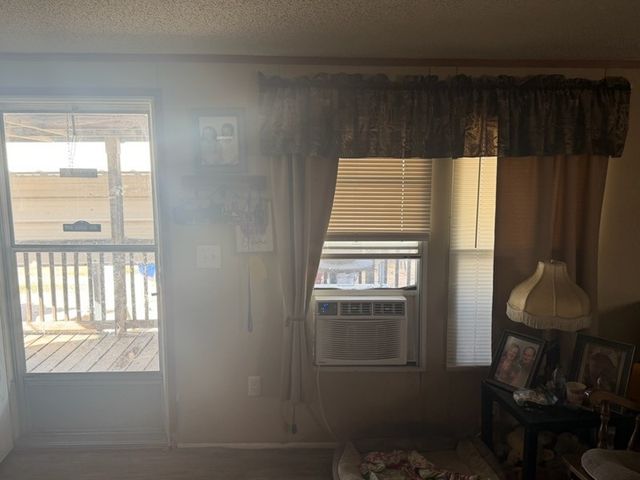 1002 E Business 380 9, Decatur, TX 76234