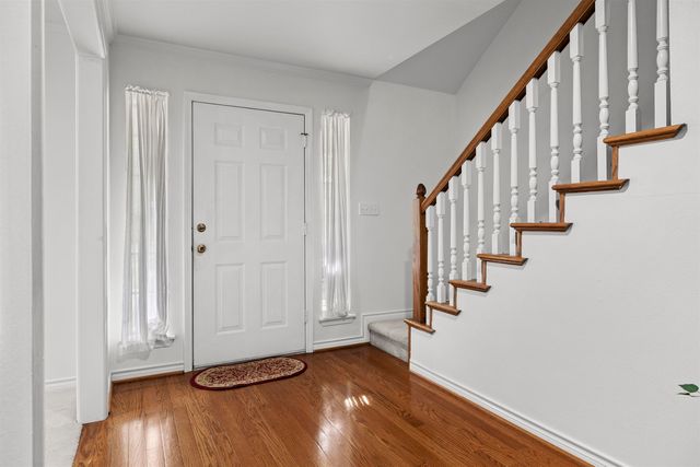 120 Lavender LN, Longview, TX 75605