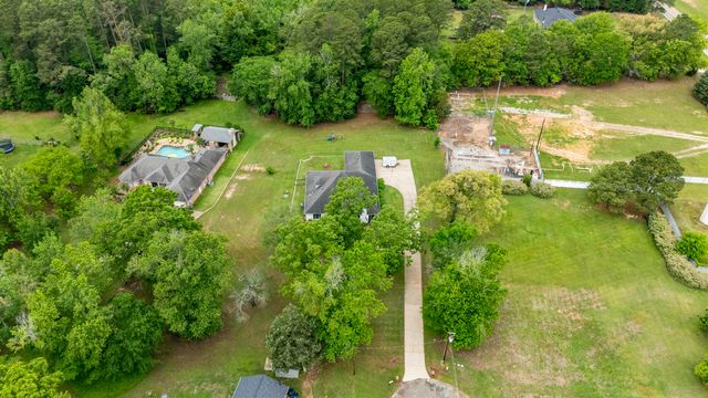 120 Lavender LN, Longview, TX 75605