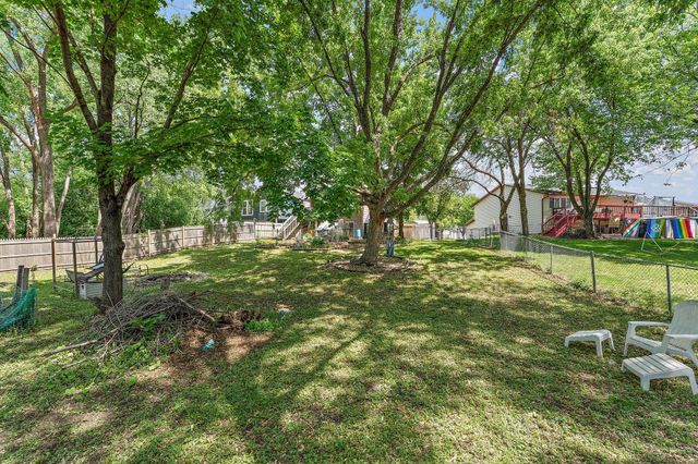 4513 Scott Trail, Eagan, MN 55122