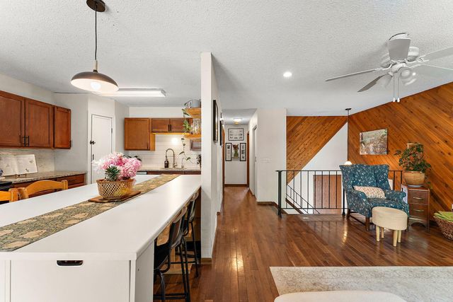 4513 Scott Trail, Eagan, MN 55122