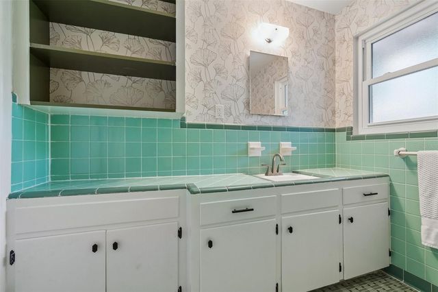 3706 SW 2ND PLACE, Gainesville, FL 32607