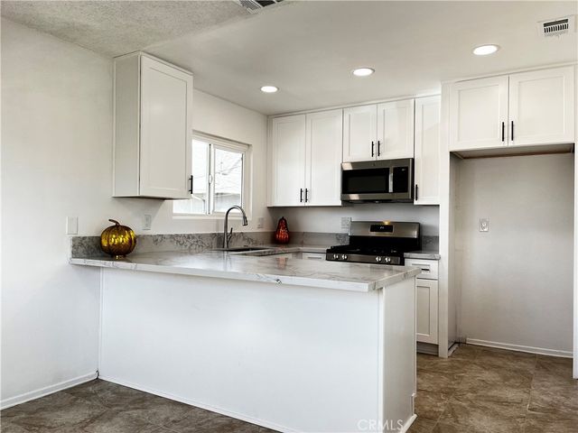 7631 Amazon 4, Huntington Beach, CA 92647