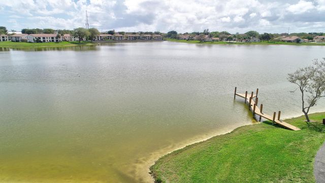 3088 Inglewood Terrace, Boca Raton, FL 33431