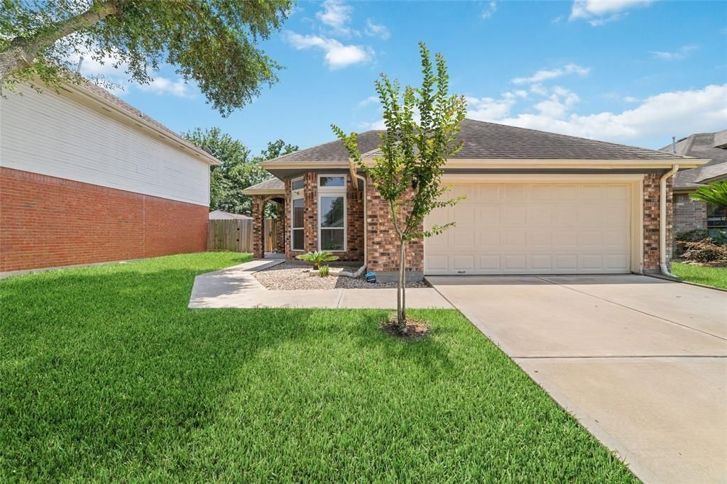 13123 Careywood Drive, Sugar Land, TX 77478