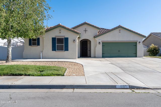 911 Valerie Lane, Tehachapi, CA 93561