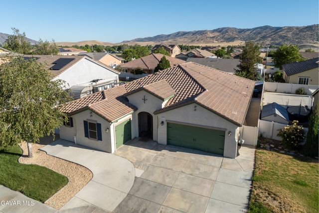 911 Valerie Lane, Tehachapi, CA 93561