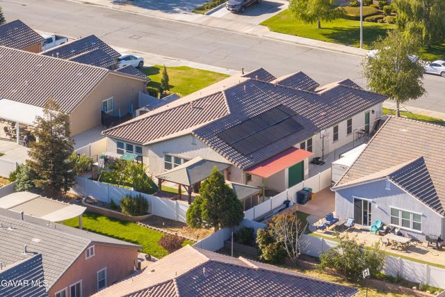 911 Valerie Lane, Tehachapi, CA 93561