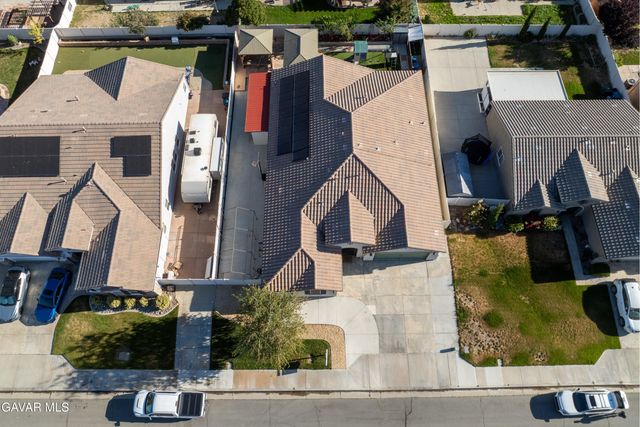 911 Valerie Lane, Tehachapi, CA 93561