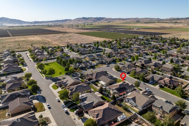 911 Valerie Lane, Tehachapi, CA 93561