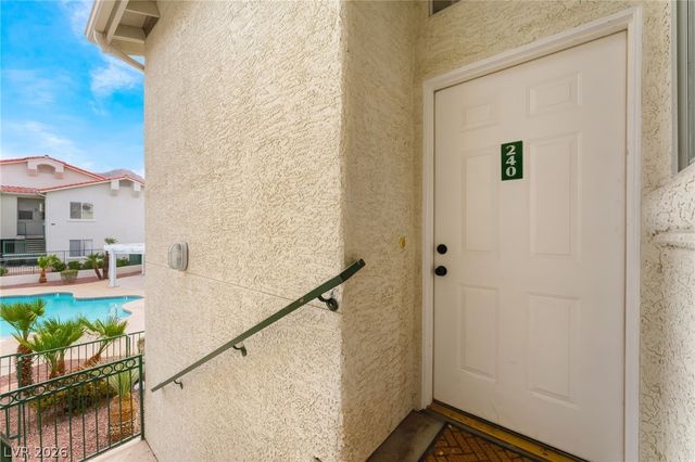 6201 East Lake Mead Boulevard 240, Las Vegas, NV 89156