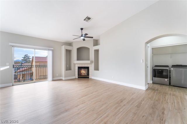 6201 East Lake Mead Boulevard 240, Las Vegas, NV 89156