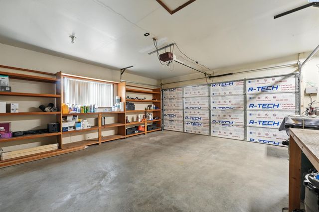1406 Rimrock Ave, Richland, WA 99352