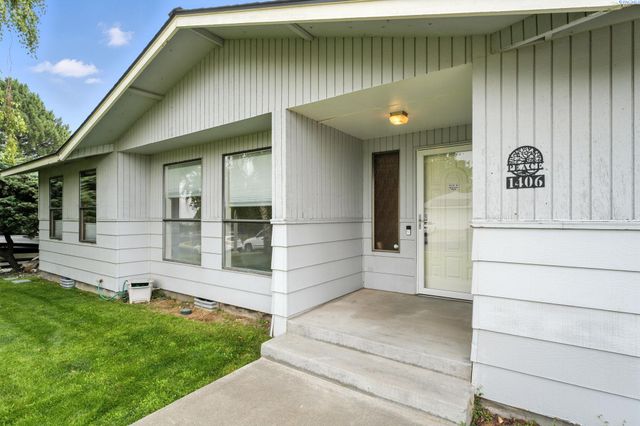 1406 Rimrock Ave, Richland, WA 99352