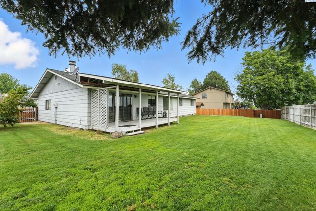 1406 Rimrock Ave, Richland, WA 99352