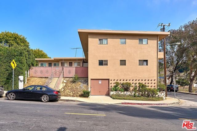 4587 Don Tomaso Drive, Los Angeles, CA 90008