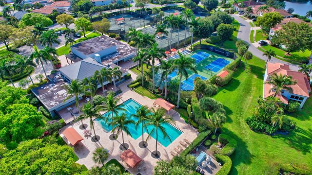 17108 Newport Club Drive, Boca Raton, FL 33496