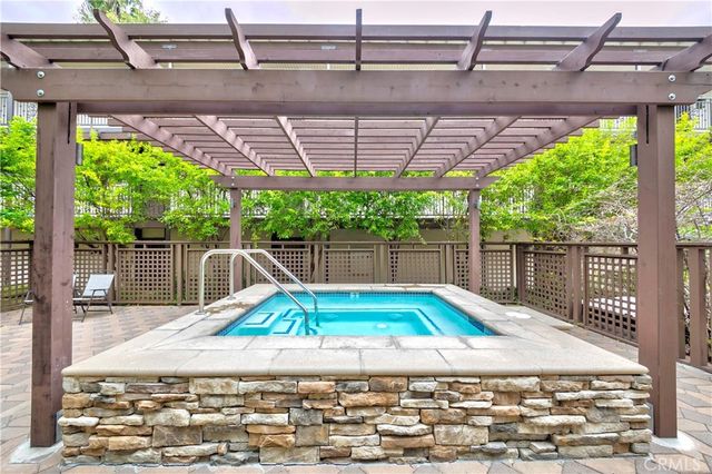 525 S Ardmore Avenue 336, Los Angeles, CA 90020