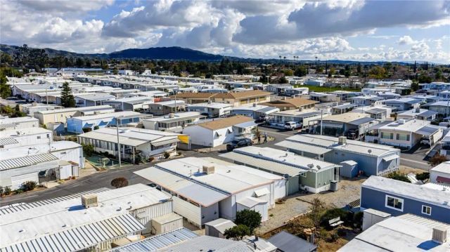 12220 5th 195, Yucaipa, CA 92399