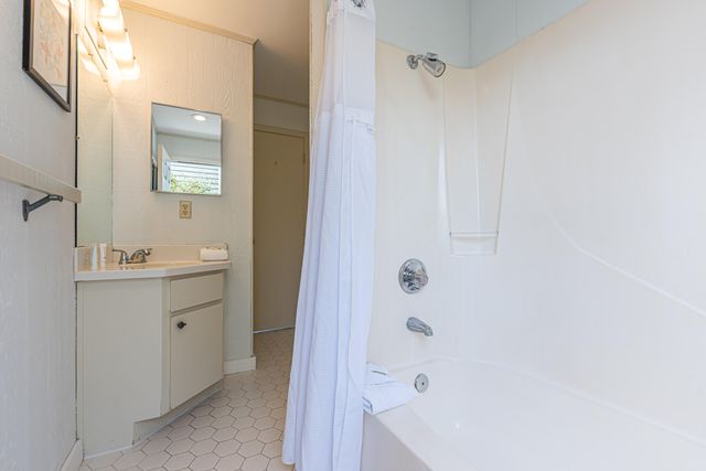 4731 W County Highway 30A, Santa Rosa Beach, FL 32459