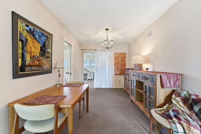 16555 Caminito Vecinos 39, San Diego, CA 92128