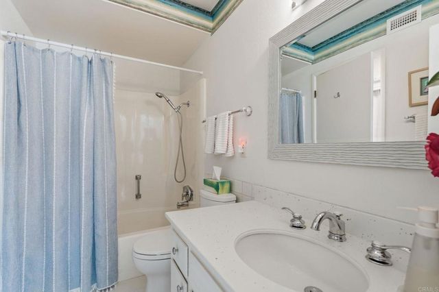 16555 Caminito Vecinos 39, San Diego, CA 92128