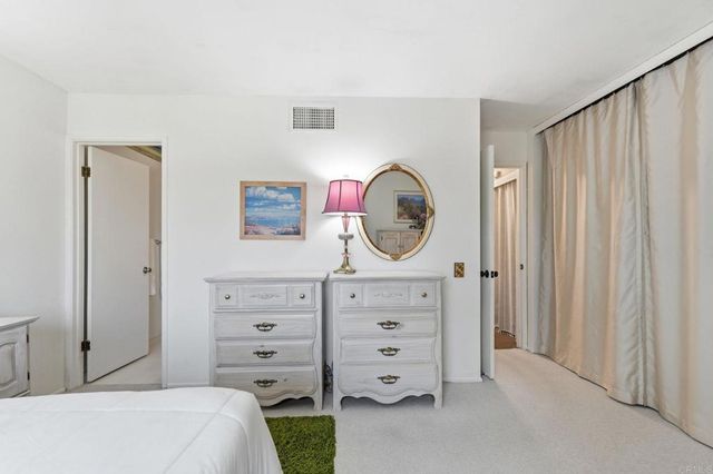 16555 Caminito Vecinos 39, San Diego, CA 92128