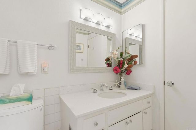 16555 Caminito Vecinos 39, San Diego, CA 92128