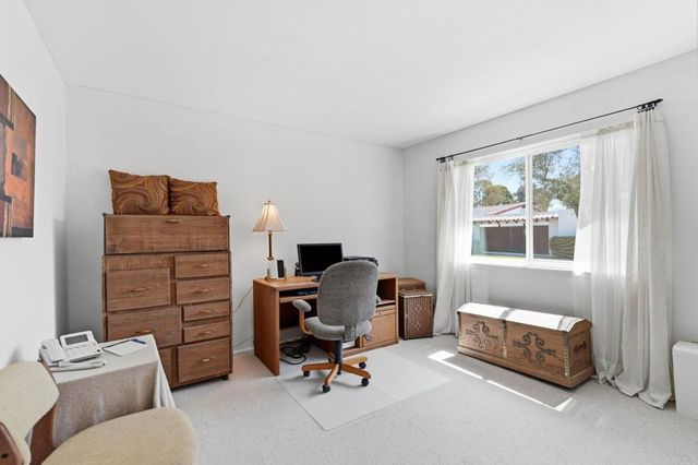 16555 Caminito Vecinos 39, San Diego, CA 92128