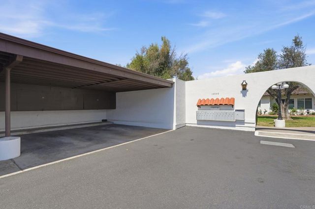 16555 Caminito Vecinos 39, San Diego, CA 92128