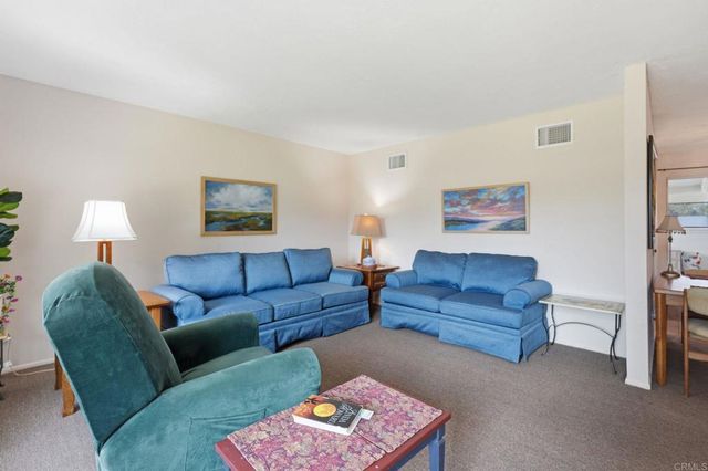 16555 Caminito Vecinos 39, San Diego, CA 92128