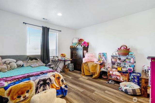 1344 E Nen Drive, Moses Lake, WA 98837