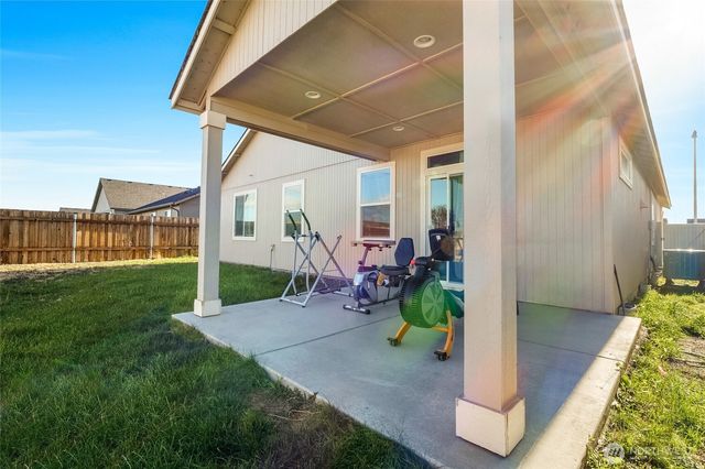 1344 E Nen Drive, Moses Lake, WA 98837